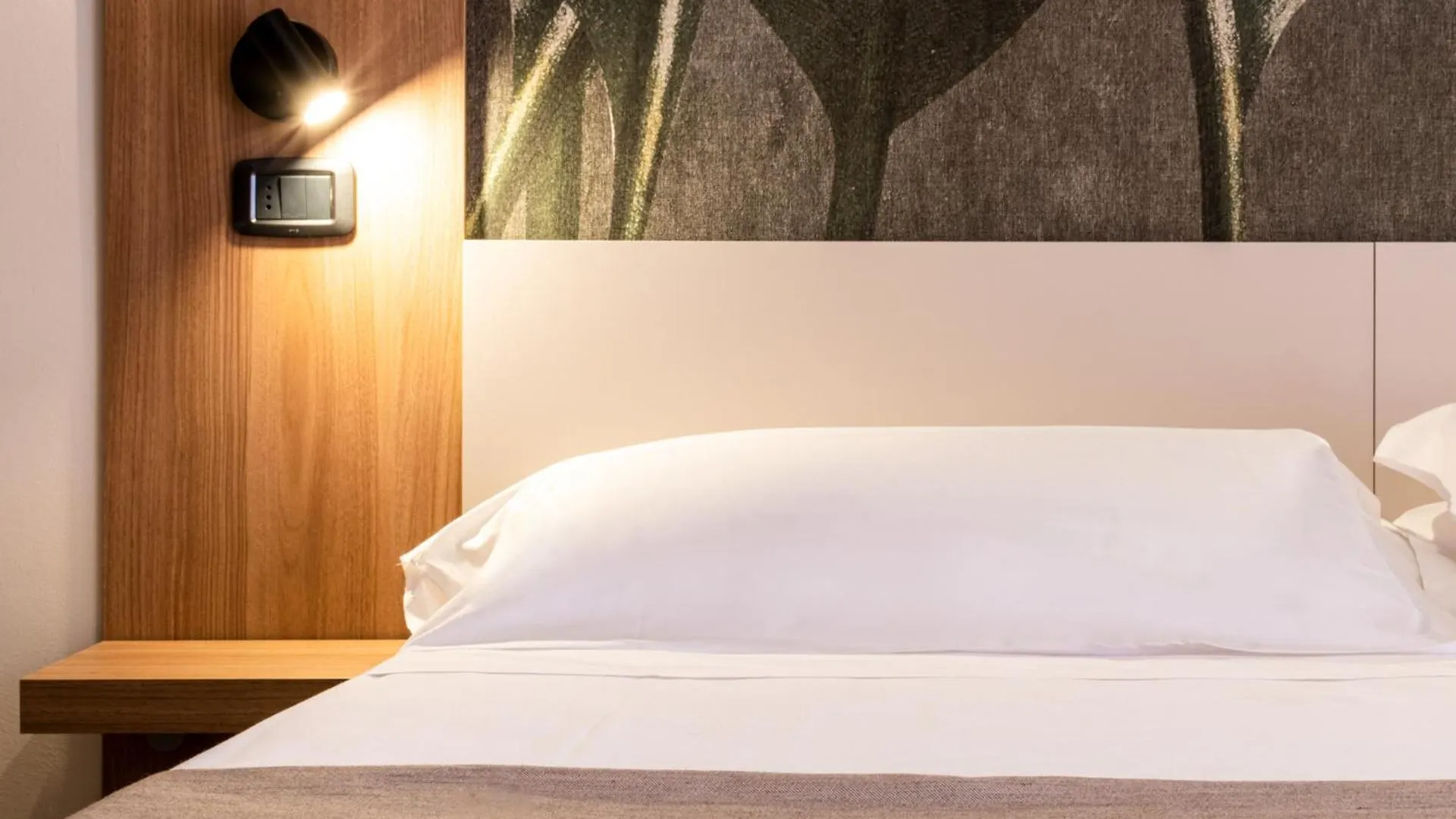 Continental B&B City Hotel