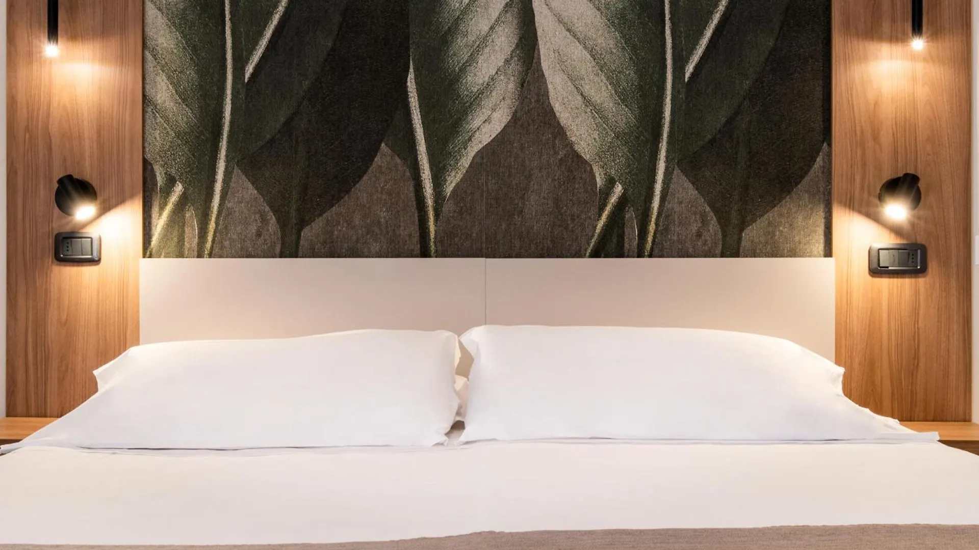 Continental B&B City Hotel Bibione 4*,